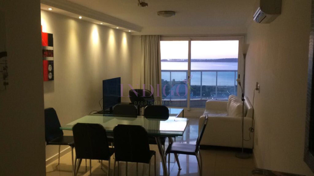 Apartamento Ref.132 - Apartamento alquiler en la Mansa, 2 dormitorios mas dependencia con vista al mar.