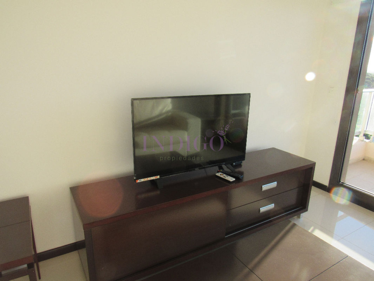 Apartamento Ref.13 - Departamento en alquiler zona Cantegril, 2 dormitorios .