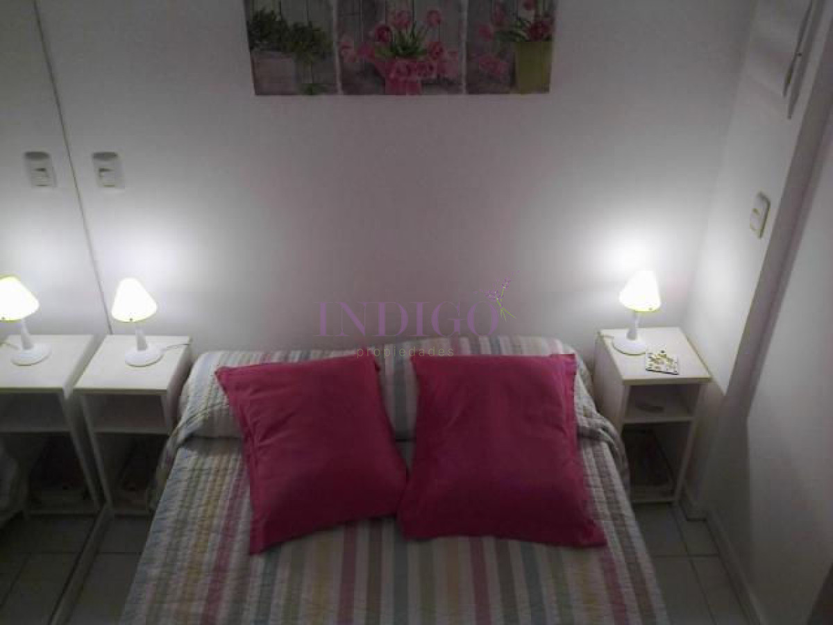 Apartamento Ref.160 - Oportunidad de departamento en alquiler frente al mar en la Mansa, 1 dormitorio.