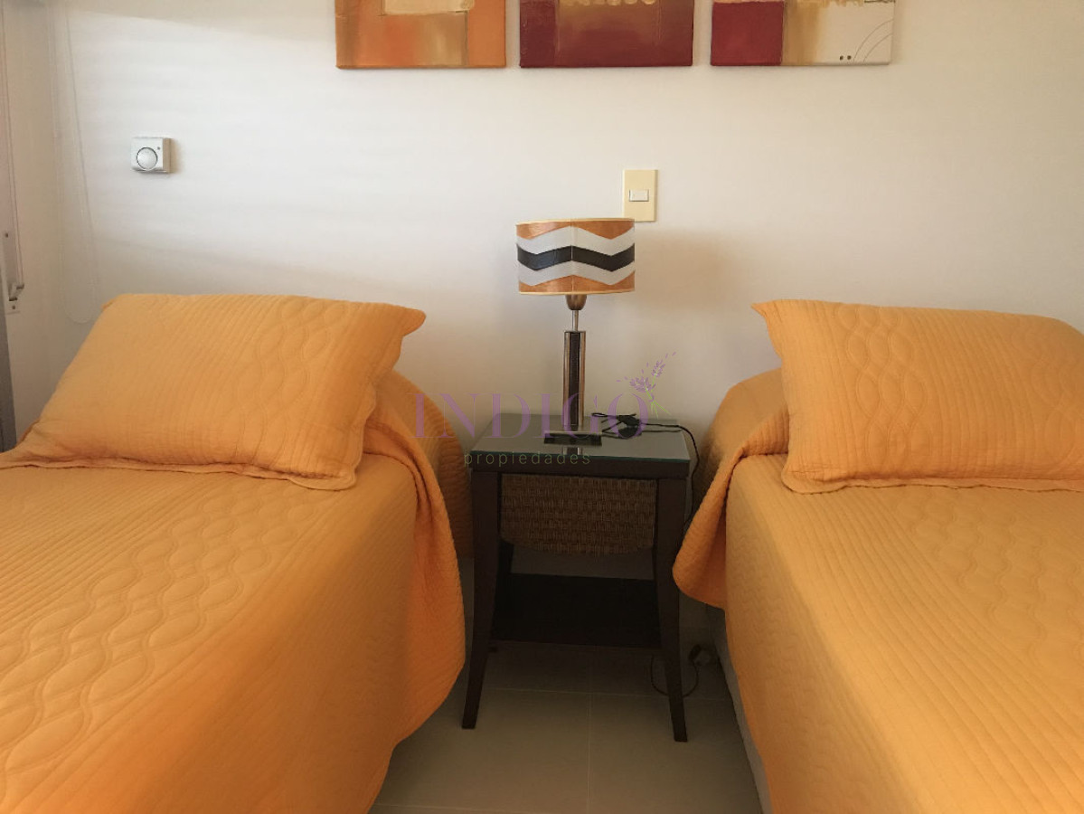Apartamento Ref.195 - Apartamento en Mansa, 2 dormitorios *