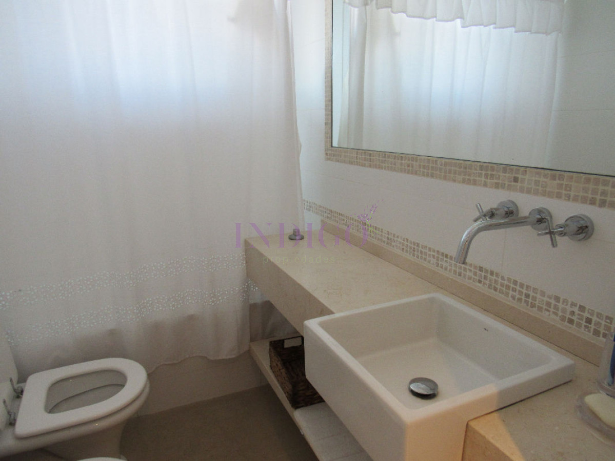 Apartamento Ref.26 - Apartamento en Manantiales con vista al mar, 4 dormitorios