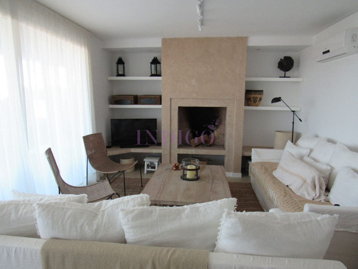 Apartamento Ref.26 - Apartamento en Manantiales con vista al mar, 4 dormitorios