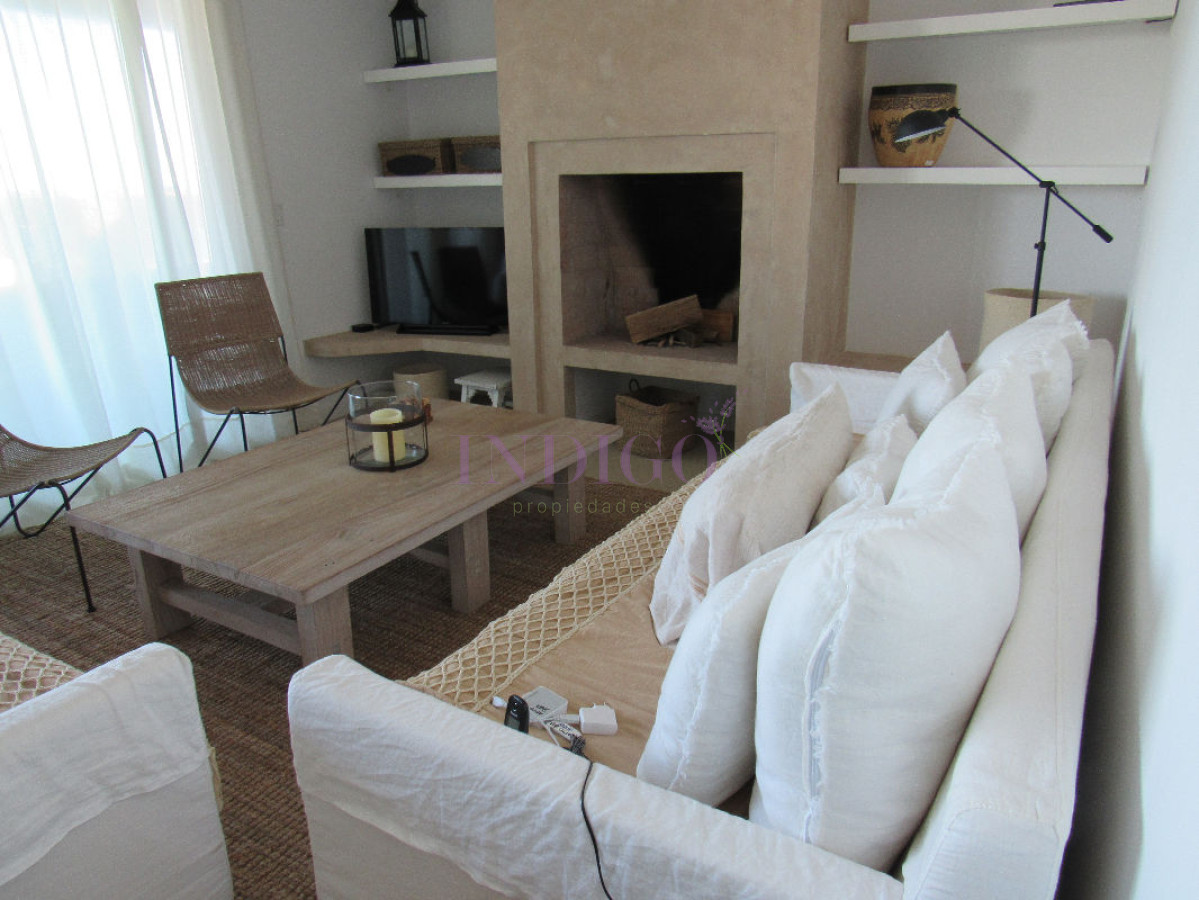 Apartamento Ref.26 - Apartamento en Manantiales con vista al mar, 4 dormitorios