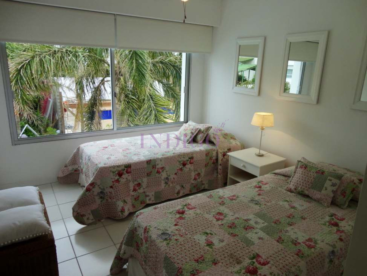 Apartamento Ref.273 - Muy buen depatamento en alquiler y venta  en Montoya, 3 dormitorios .