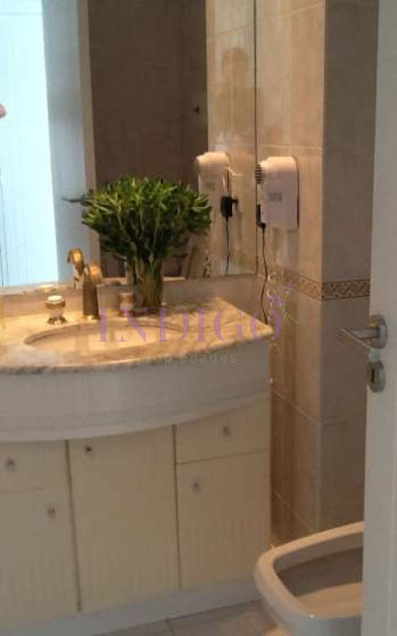 Apartamento Ref.273 - Muy buen depatamento en alquiler y venta  en Montoya, 3 dormitorios .