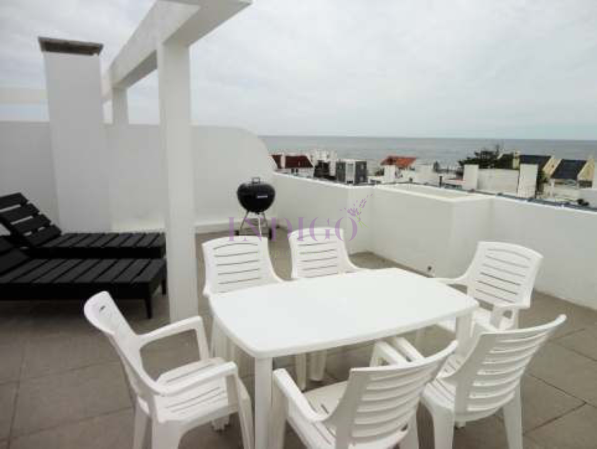 Apartamento Ref.273 - Muy buen depatamento en alquiler y venta  en Montoya, 3 dormitorios .