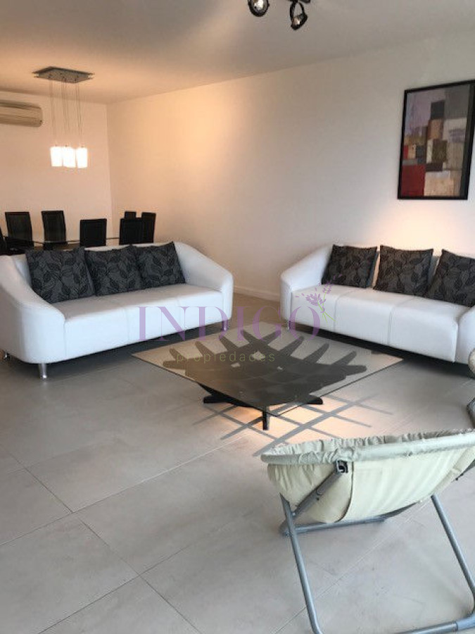 Apartamento Ref.278 - En alquiler en Torre Le Parc. en Brava, 2 dormitorios mas servicio.
