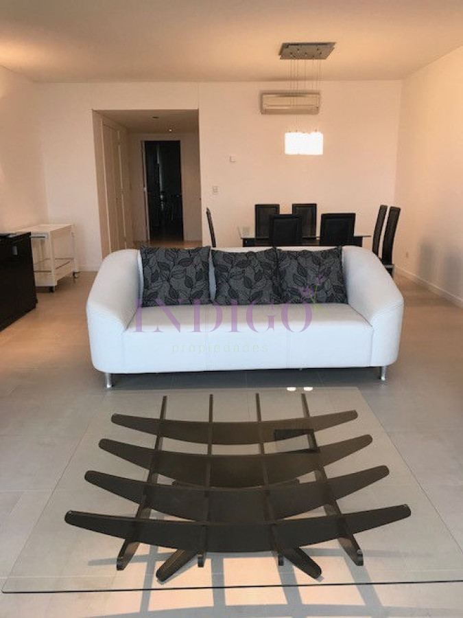 Apartamento Ref.278 - En alquiler en Torre Le Parc. en Brava, 2 dormitorios mas servicio.
