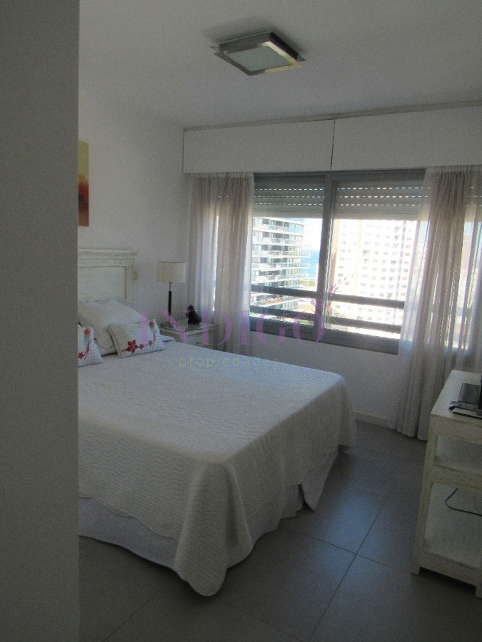 Apartamento Ref.29 - Departamento en alquiler sobre Avenida Francia a metros del Mar.