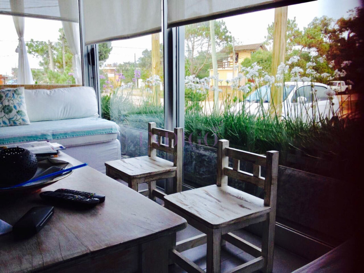 Apartamento Ref.31 - Departamento en alquiler  en Manantiales, 3 dormitorios .