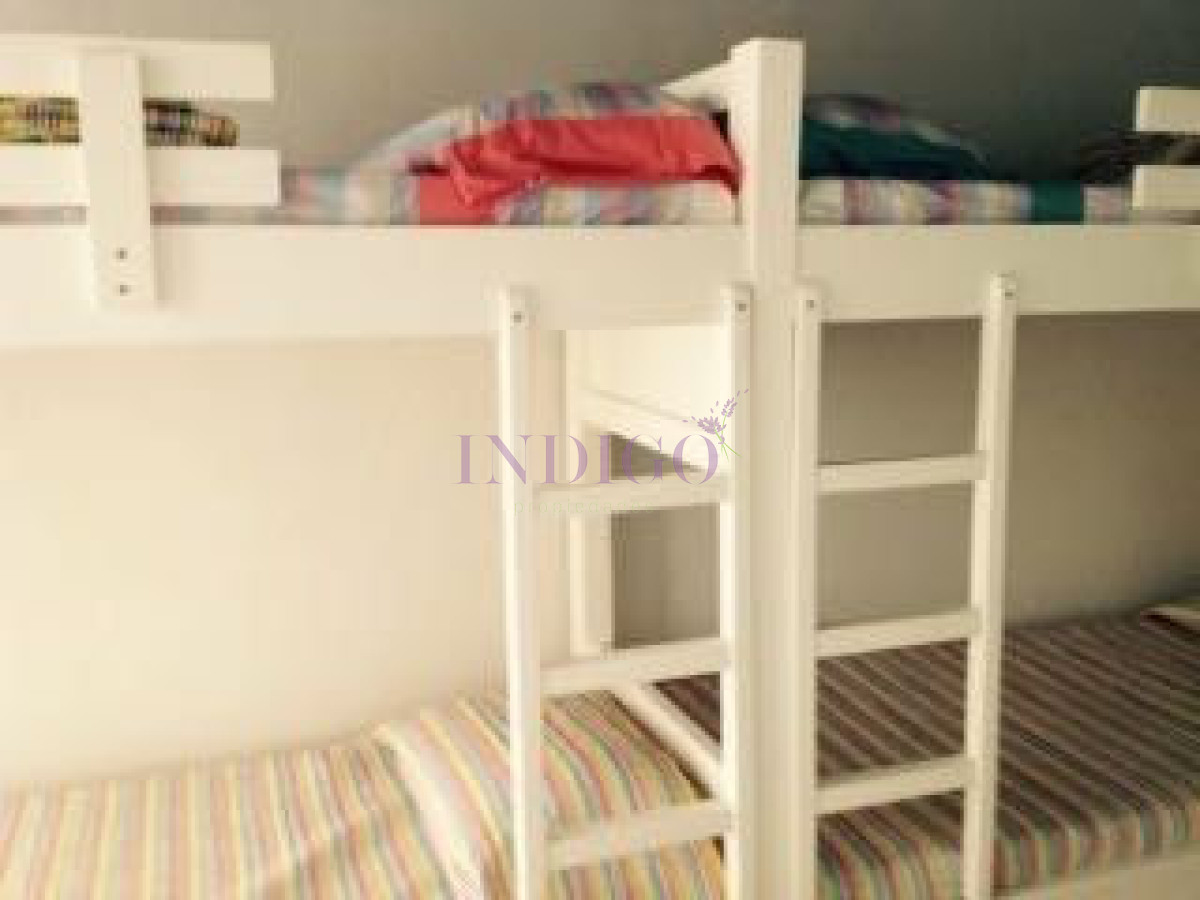 Apartamento Ref.31 - Departamento en alquiler  en Manantiales, 3 dormitorios .