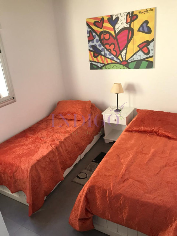 Apartamento Ref.331 - Departamento en alquiler  en Manantiales, 2 dormitorios 