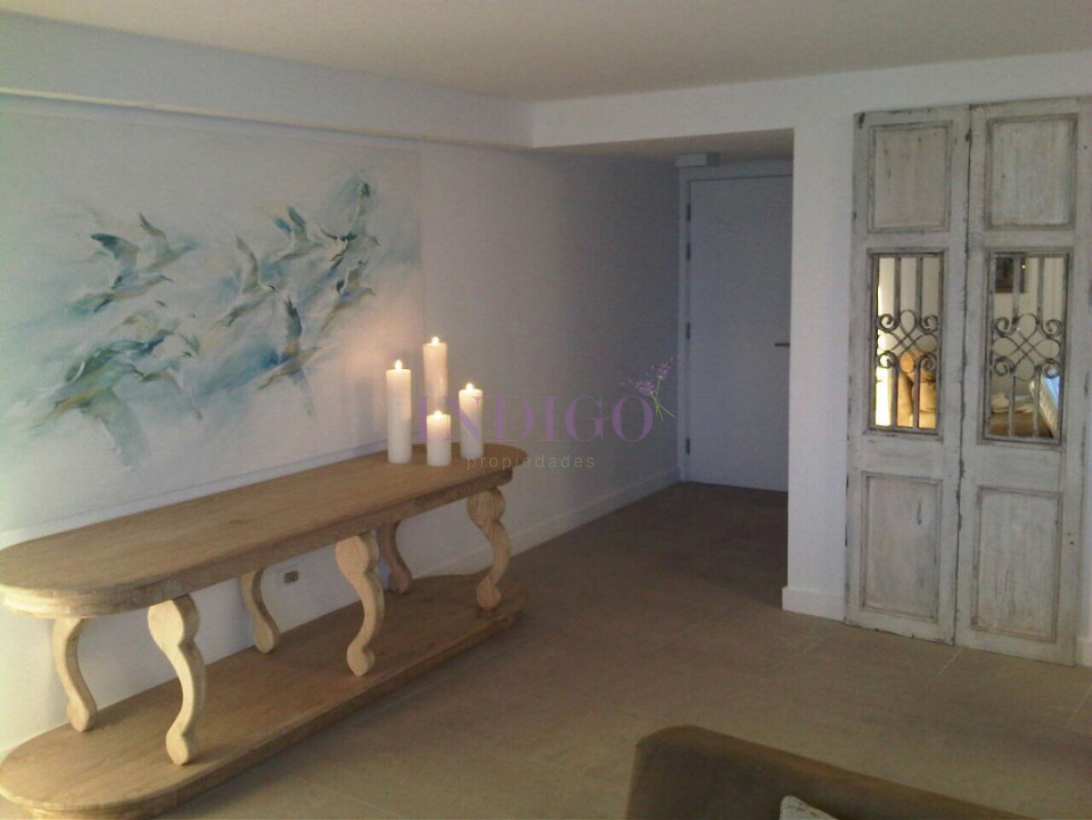 Apartamento Ref.33 - Apartamento en Venta en Montoya sobre el agua.