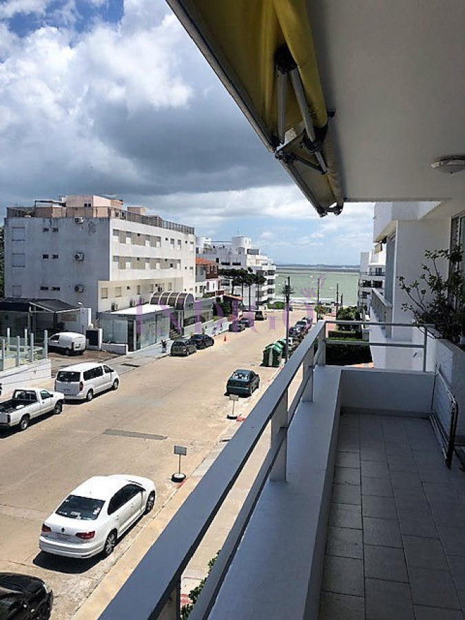 Apartamento Ref.373 - Apartamento en Peninsula, 3 dormitorios *