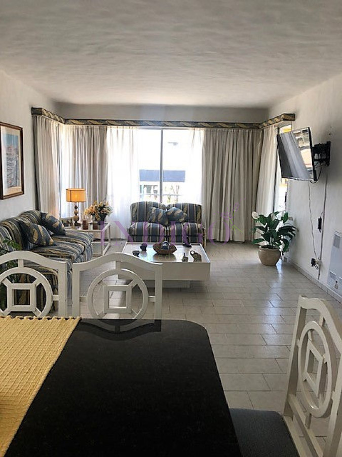 Apartamento Ref.373 - Apartamento en Peninsula, 3 dormitorios *