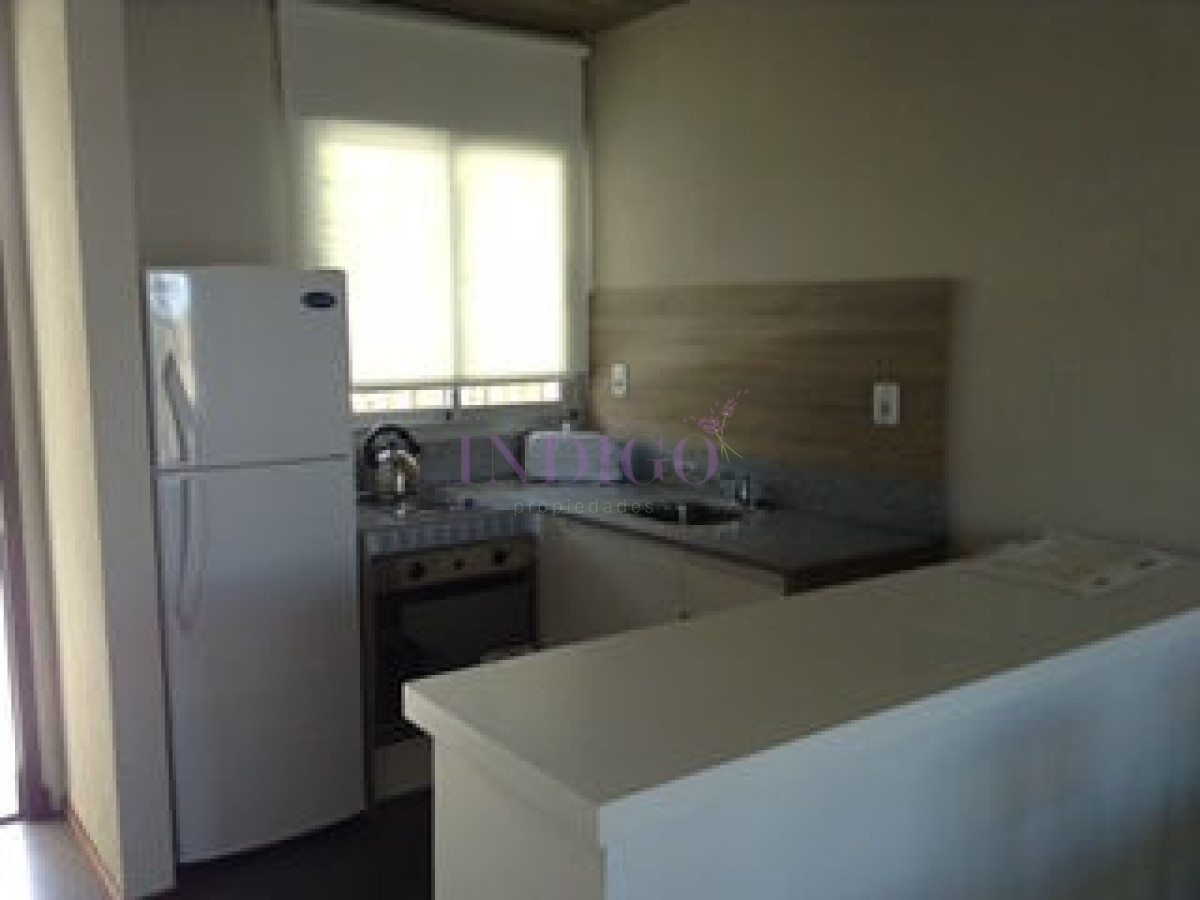 Apartamento Ref.42 - Departamento en Manantiales, 3 dormitorios 
