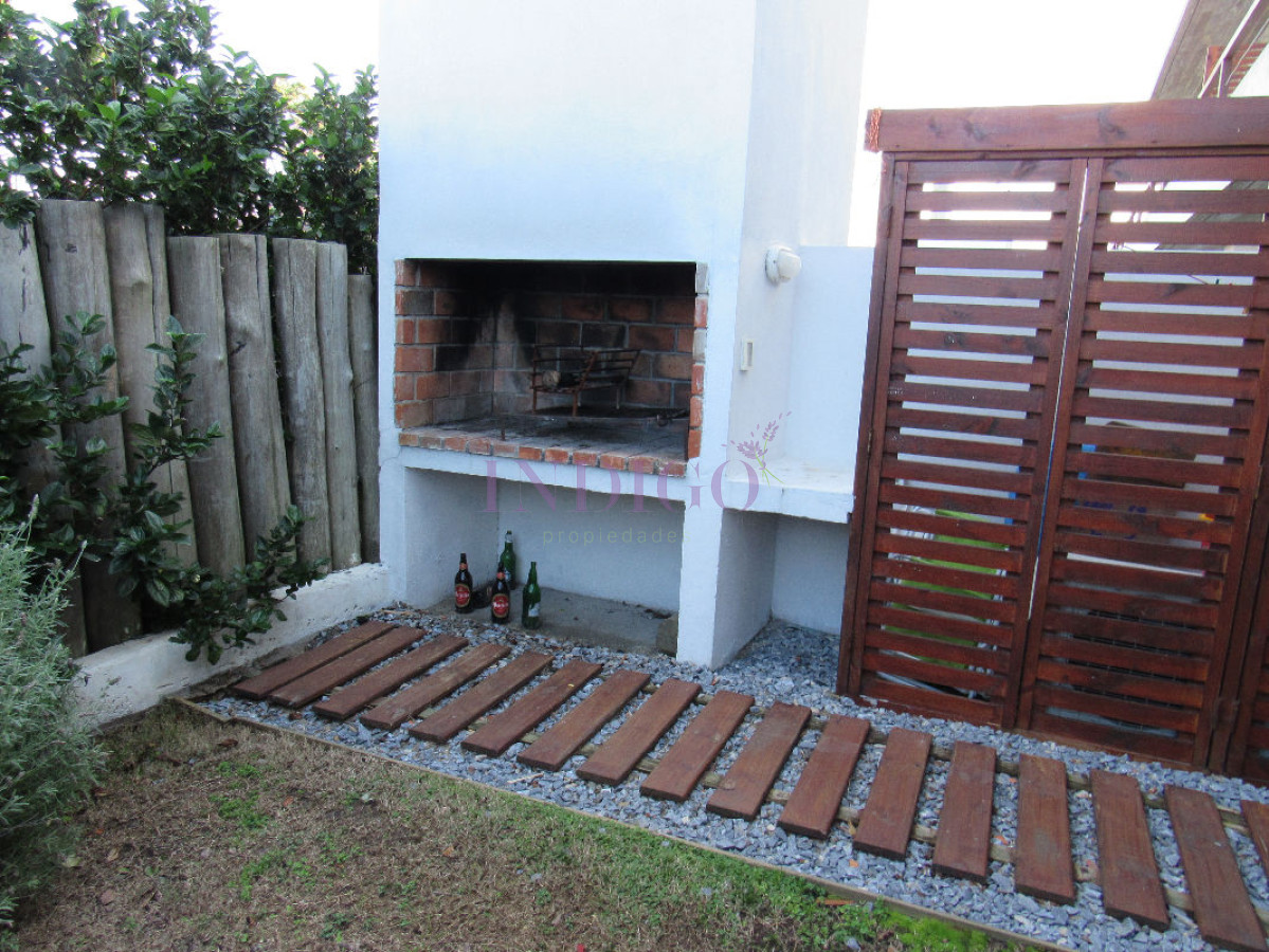 Apartamento Ref.42 - Departamento en Manantiales, 3 dormitorios 