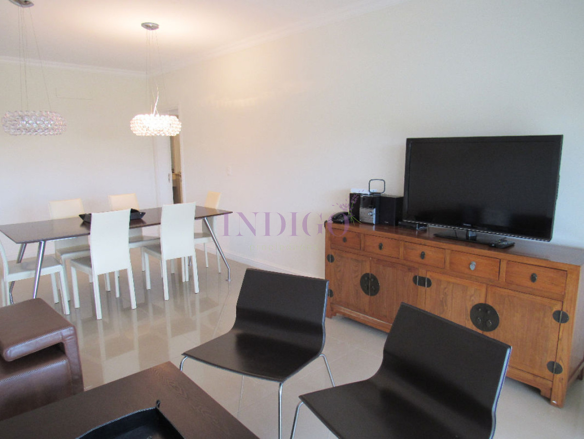 Apartamento Ref.79 - Departamento en alquiler en el edificio Veramansa , 2 dormitorios .