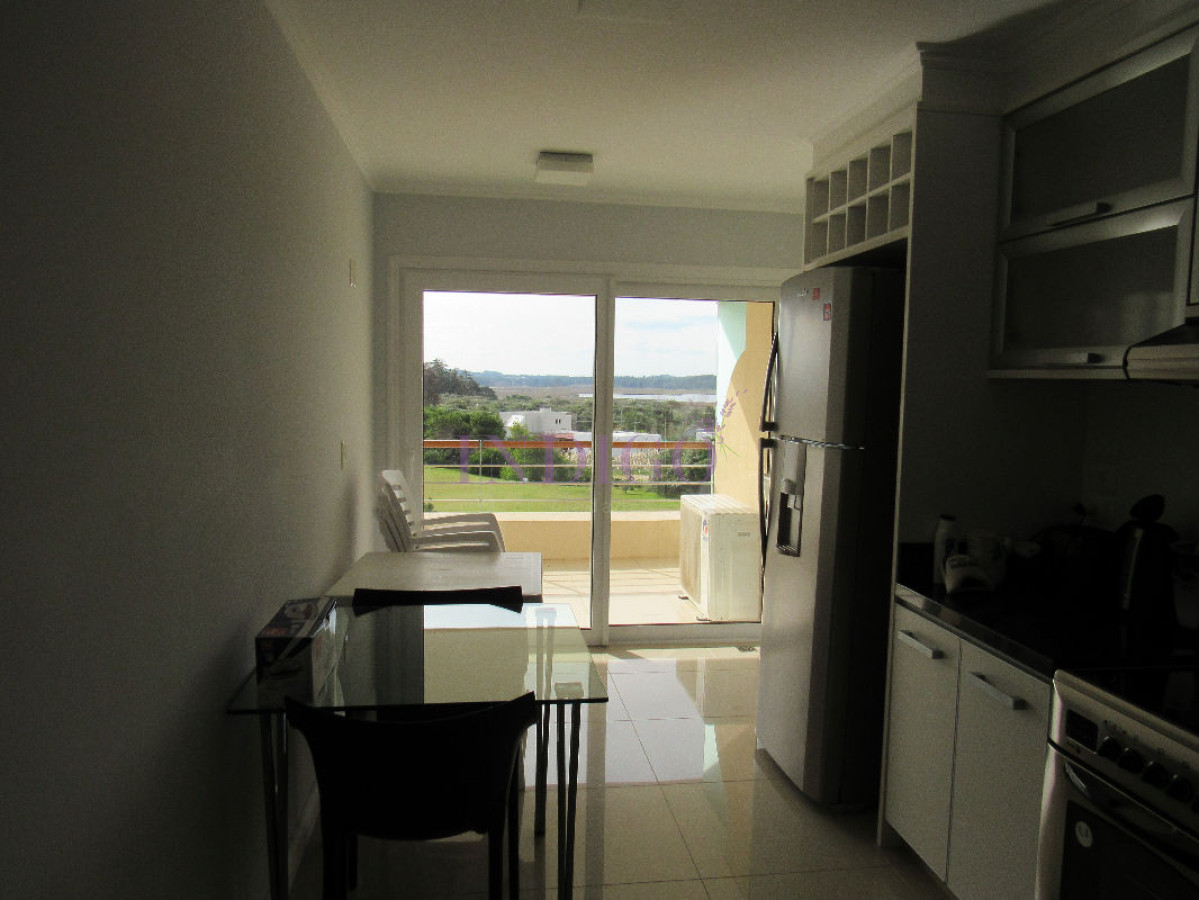 Apartamento Ref.80 - Apartamento en , 2 dormitorios *