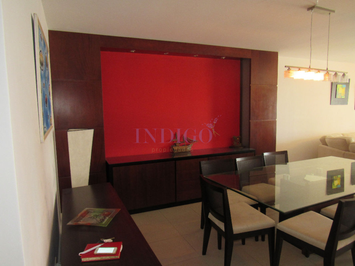 Apartamento Ref.9 - Departamento en venta y alquiler de 3 dormitorios con parrillero propio, 3 dormitorios .