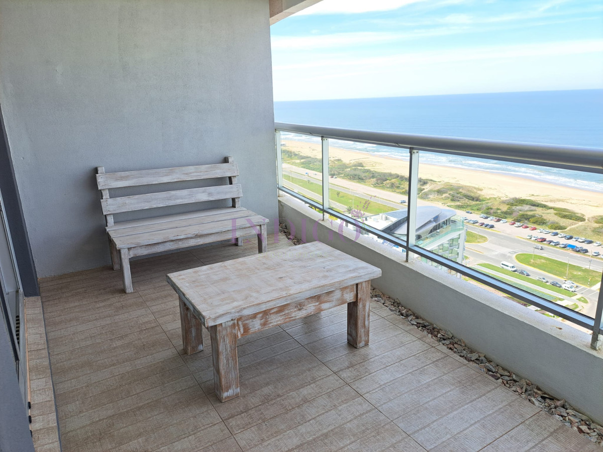 Apartamento Ref.349 - Departamento en alquiler plena plena playa Brava, 2 dormitorios