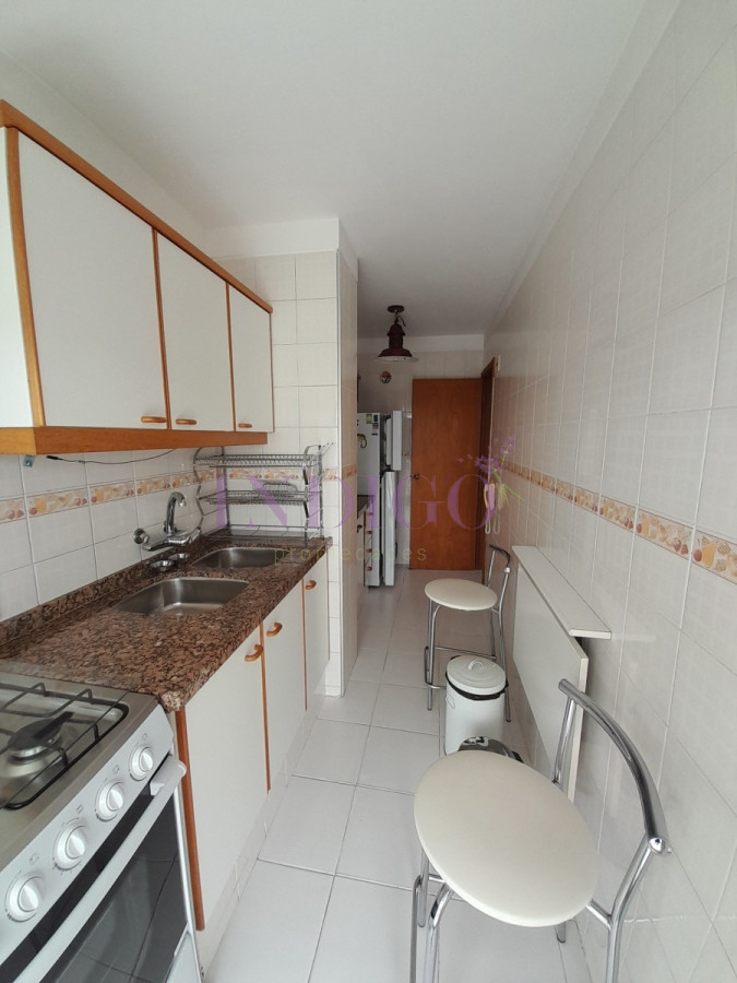 Apartamento Ref.22 - En venta casi frente al mar en playa Brava.