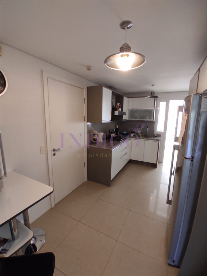 Apartamento Ref.479 - Departamento en Venta, Edificio Acuarela