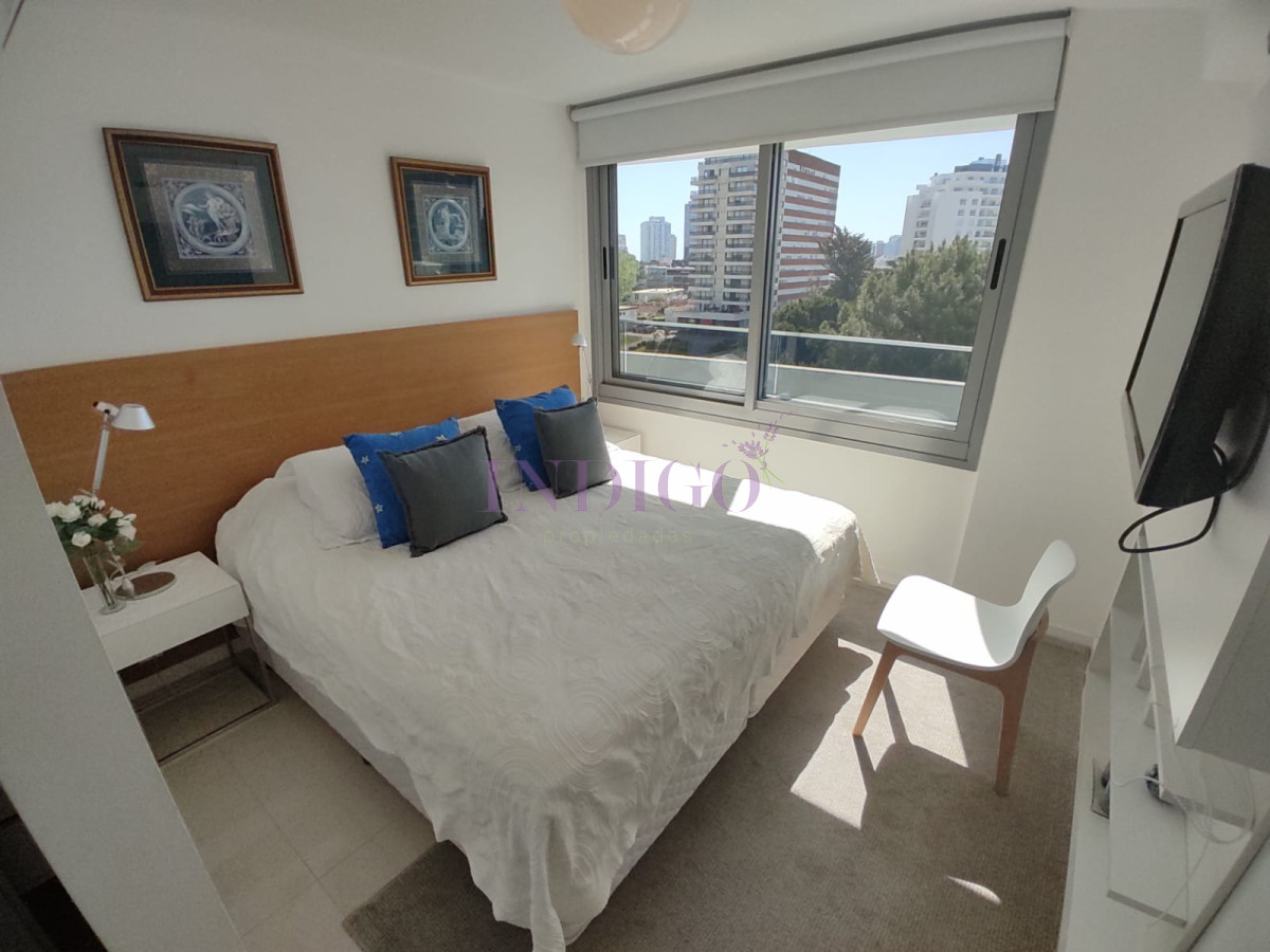 Apartamento Ref.755 - En venta y alquiler, playa Brava