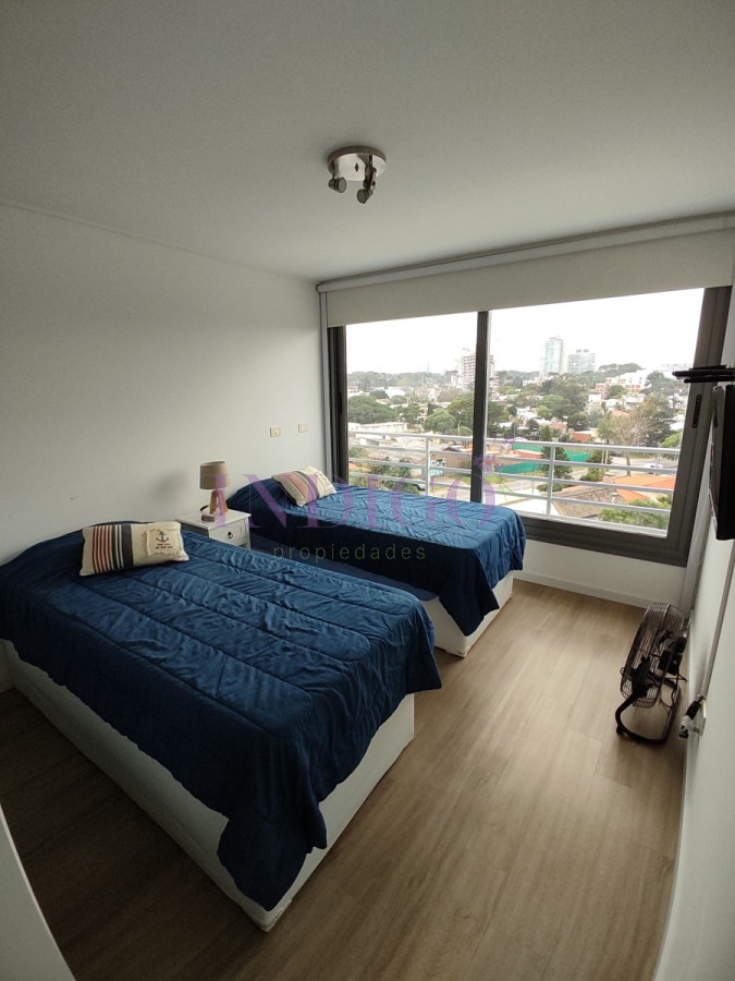 Apartamento Ref.224 - Muy buen departamento  en Mansa, 2 dormitorios .