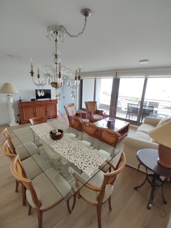 Apartamento Ref.686 - Apartamento en la mansa, 2 dormitorios y 3 baños, muy bien equipado