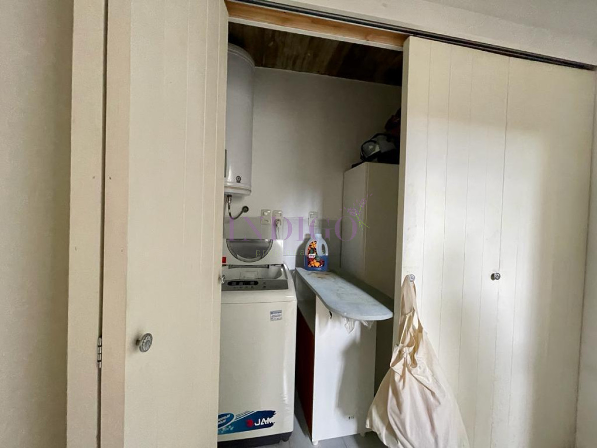 Apartamento Ref.448 - Venta, La Barra, 5 ambientes, con parrillero.