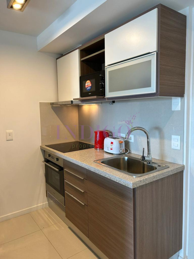 Apartamento Ref.7 - En alquiler departamento en Roosevelt con todos los servicios, 1 dormitorio.