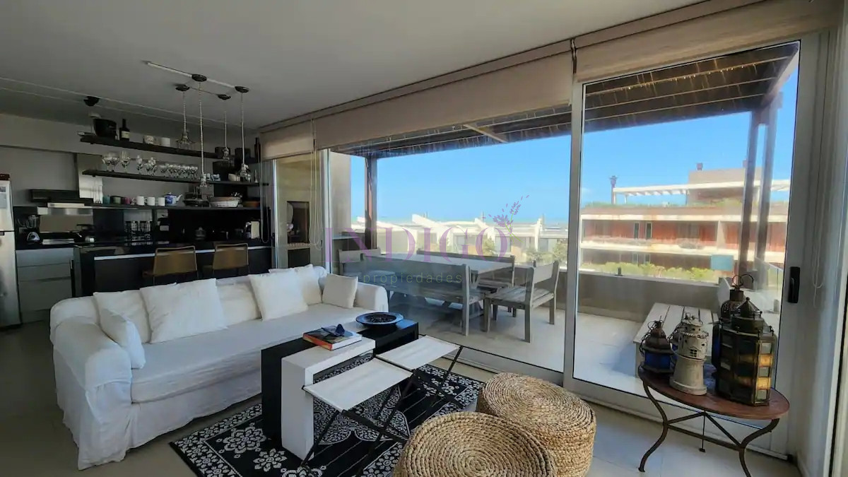 Apartamento Ref.962 - Alquiler de apartamento 4 dormitorios, La Barra, Uruguay