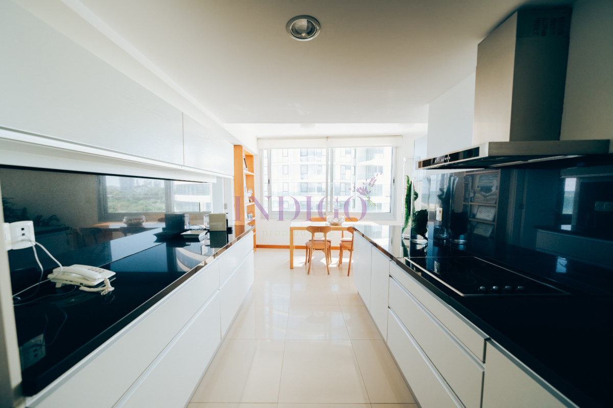 Apartamento Ref.124 - Apartamento en Brava, 4 dormitorios *
