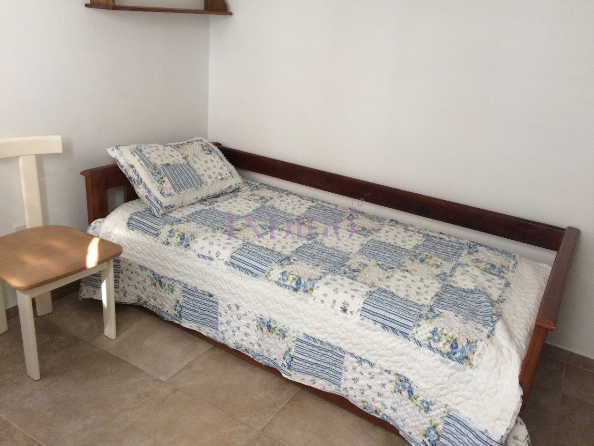 Apartamento Ref.503 - Alquiler en la playa Brava, frente al mar disponible desde el 5 de enero.