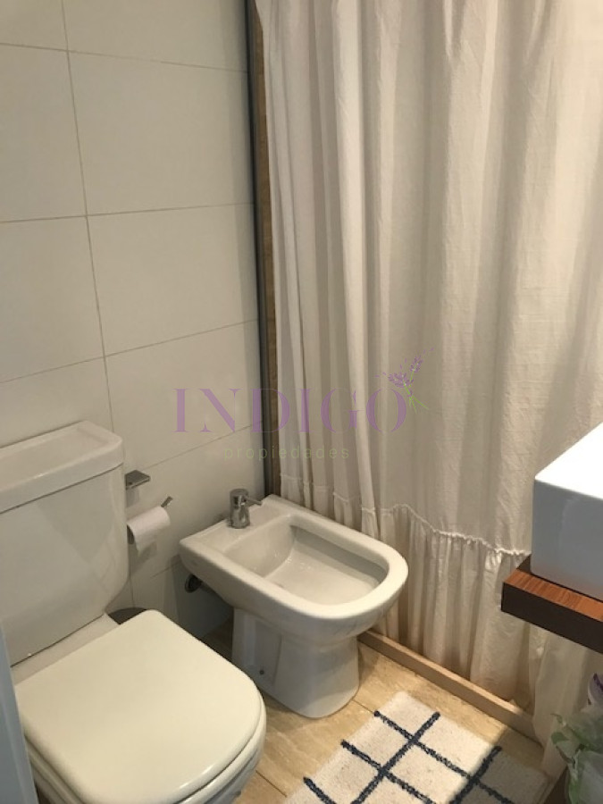 Apartamento Ref.418 - Muy buen departamento en alquiler a mts de la  playa Brava.