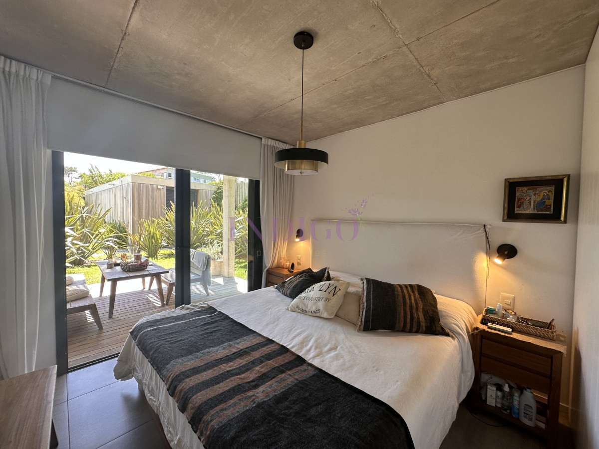 Apartamento Ref.1032 - En venta, en Manatiales 1 dorm.