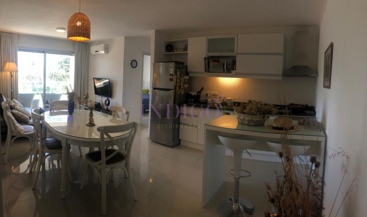 Apartamento Ref.507 - en alquiler playa brava de 2 dormitorios
