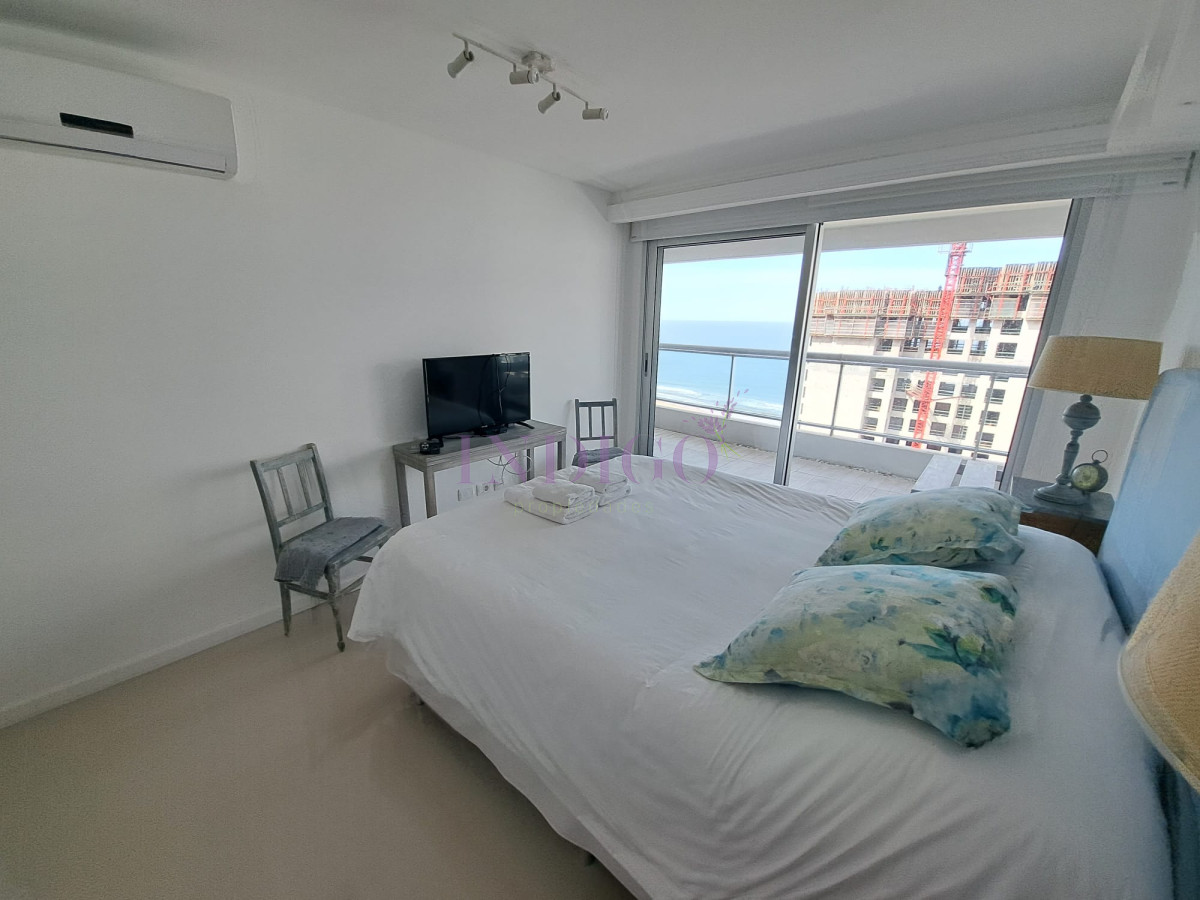 Apartamento Ref.349 - Departamento en alquiler plena plena playa Brava, 2 dormitorios