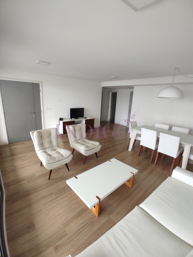 Apartamento Ref.224 - Muy buen departamento  en Mansa, 2 dormitorios .