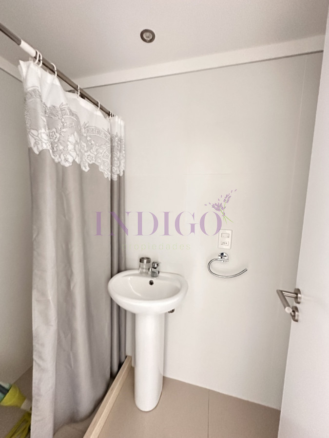 Apartamento Ref.756 - Apartamento en Brava full amenities, muy cómodo con buenos servicios 2 Dormitorios y 2 Baños