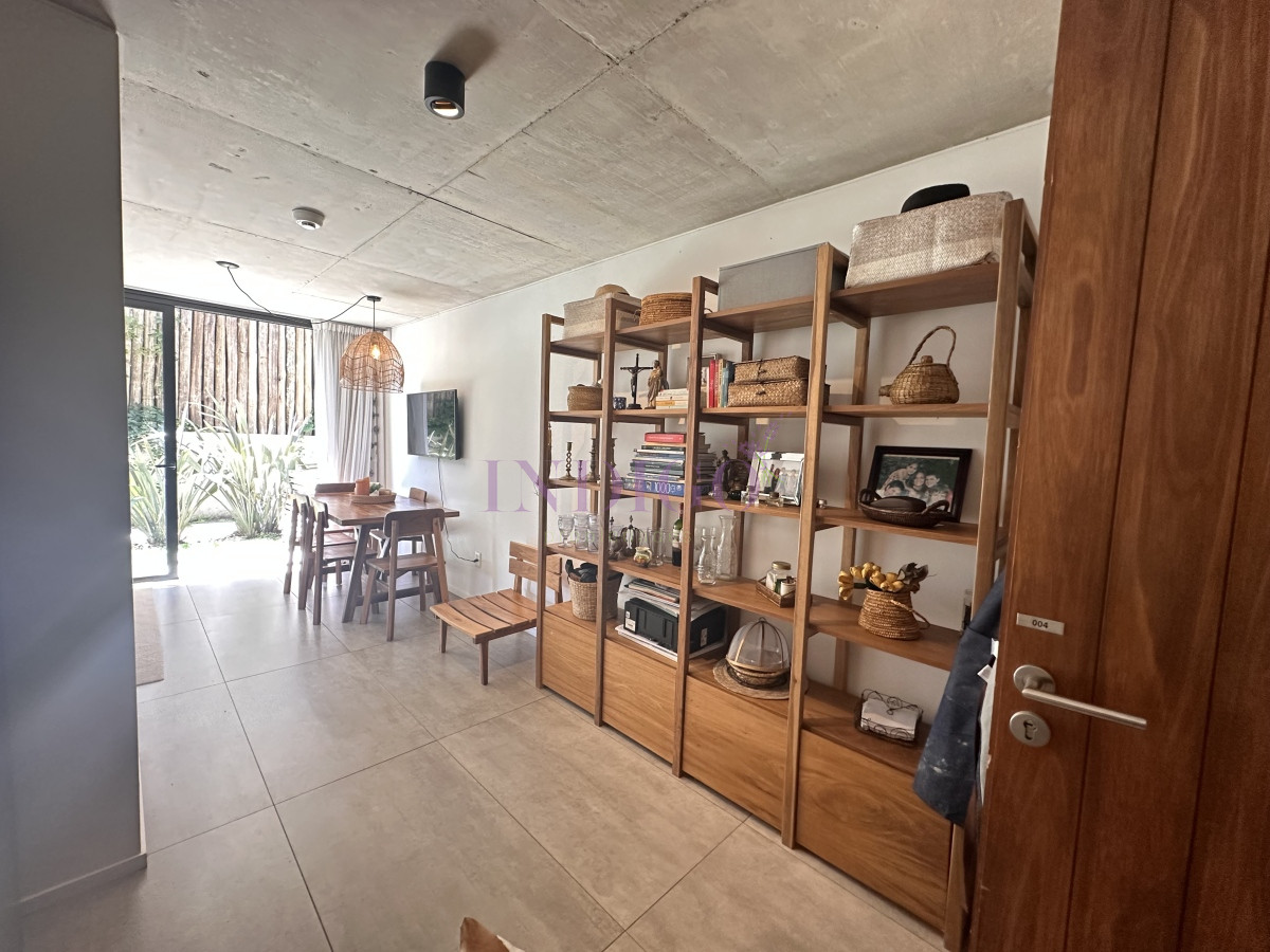 Apartamento Ref.1032 - En venta, en Manatiales 1 dorm.