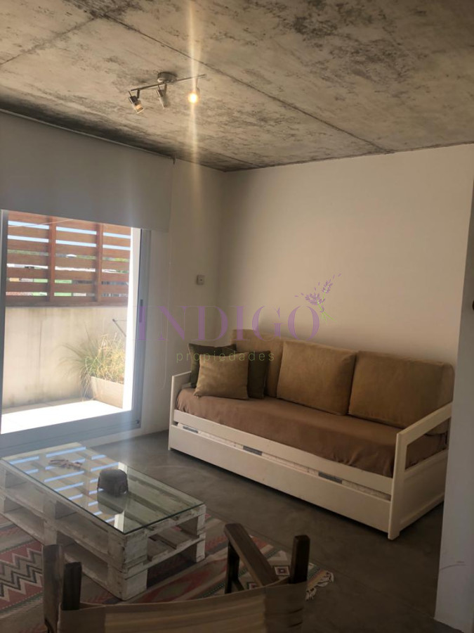 Apartamento Ref.519 - Departamento en venta Manantiales un ambiente