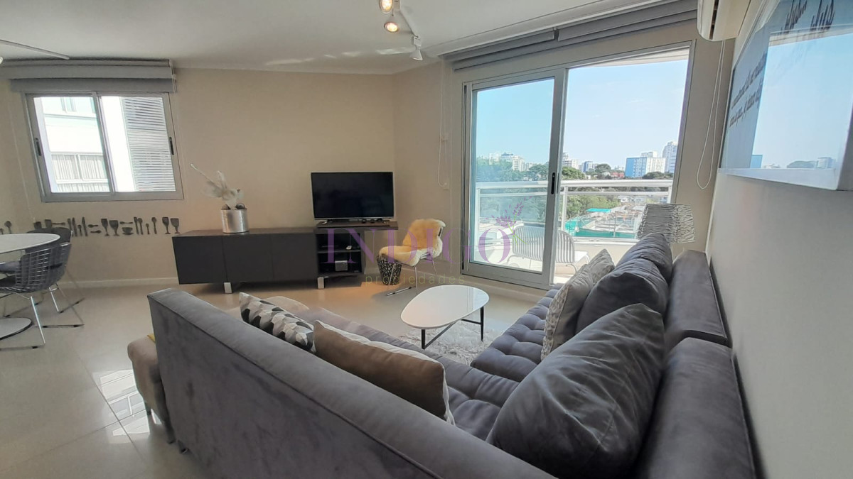 Apartamento Ref.8 - En Venta, Ocean Drive,2 dorm, Punta del Este