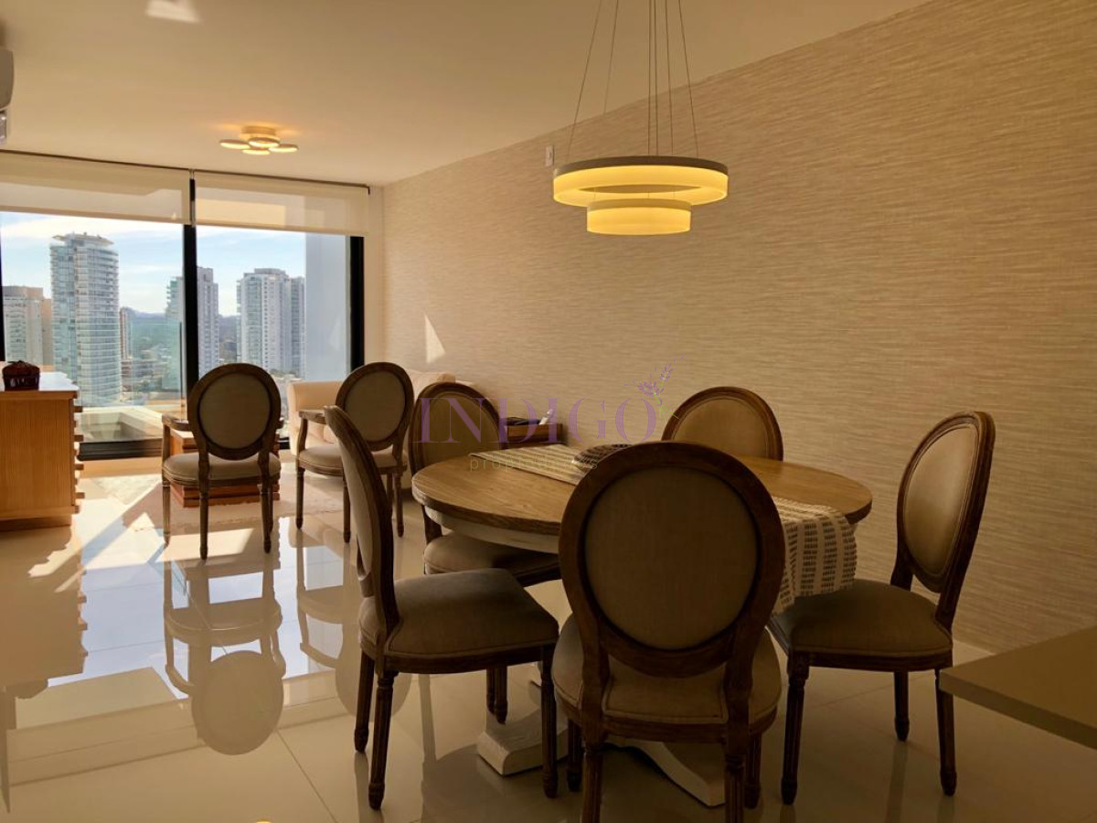 Apartamento en Punta del Este, muy bien equipado en torre full amenities - Indigo Propiedades