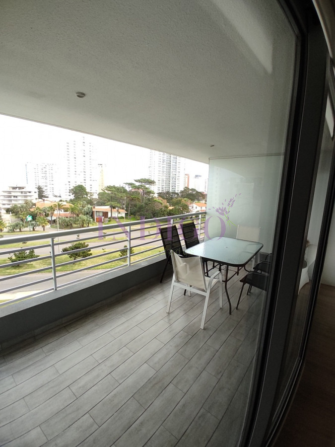 Apartamento Ref.686 - Apartamento en la mansa, 2 dormitorios y 3 baños, muy bien equipado