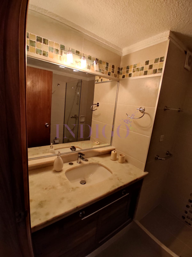 Apartamento Ref.644 - Apartamento con vista a la mansa, 2 dormitorios, 1 baño, muy luminoso!