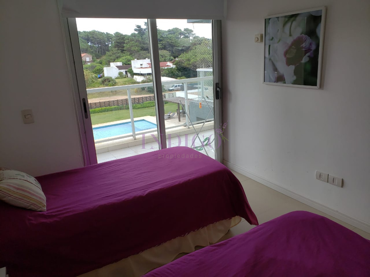Apartamento Ref.596 - En venta playa Brava