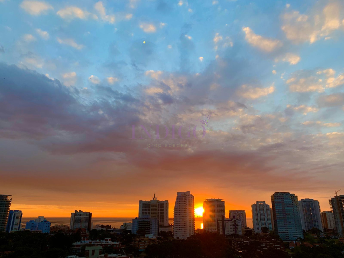 Apartamento Ref.478 - Alquiler de departamento  playa Brava y  de playa Mansa  en Punta del Este