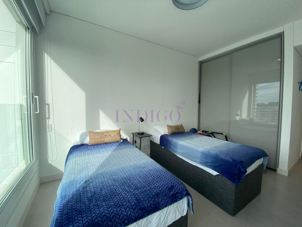 Apartamento Ref.888 - Apartamento 3 Dormitoritos y 3 Baños, en la Brava, full amenitites! 